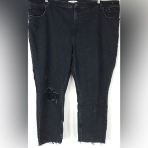 Abercrombie Curve Love High Rise Skinny 36/22 short. Black